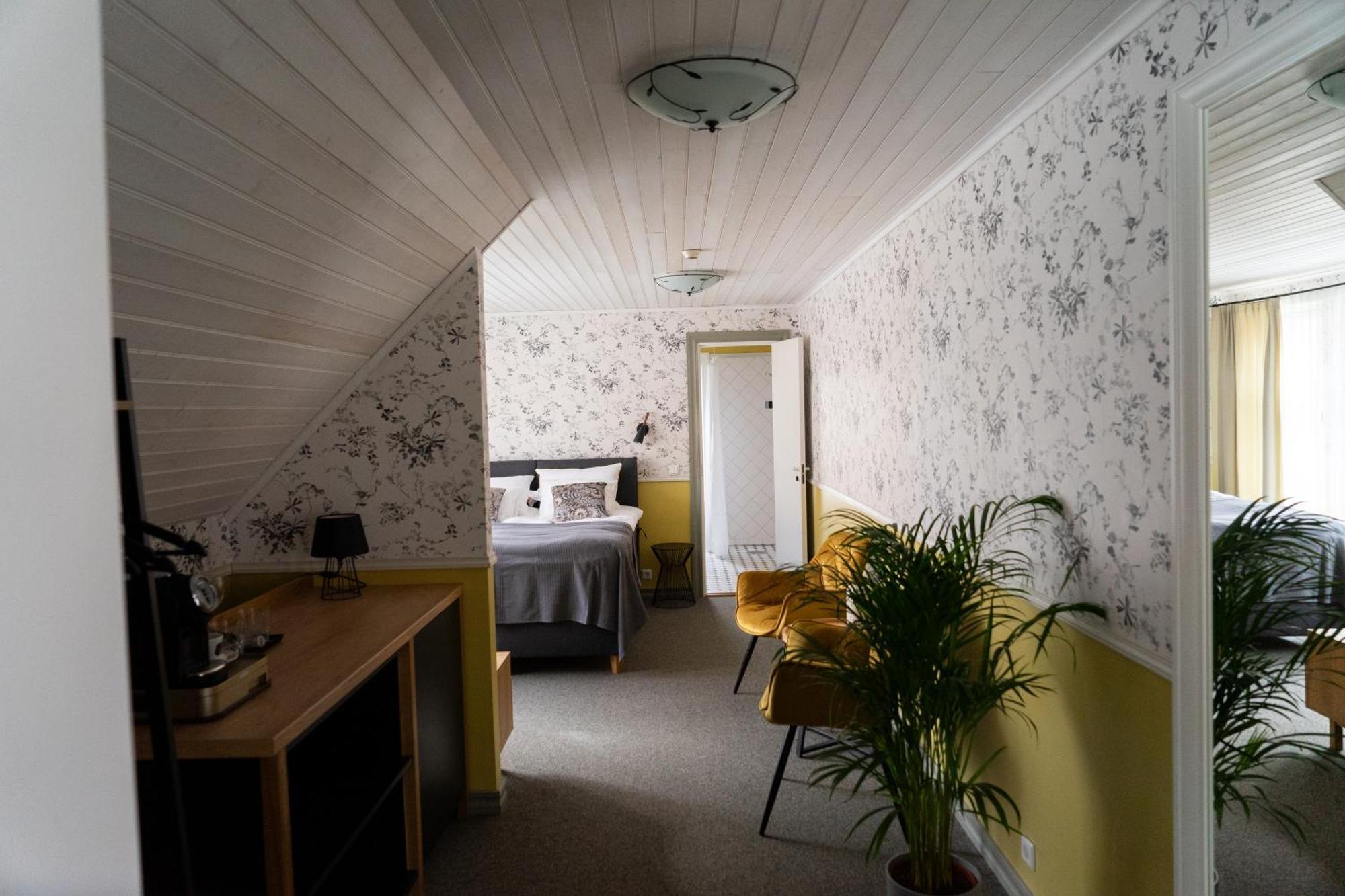 Vanalinna Boutique Hotel Kuressaare Exterior foto
